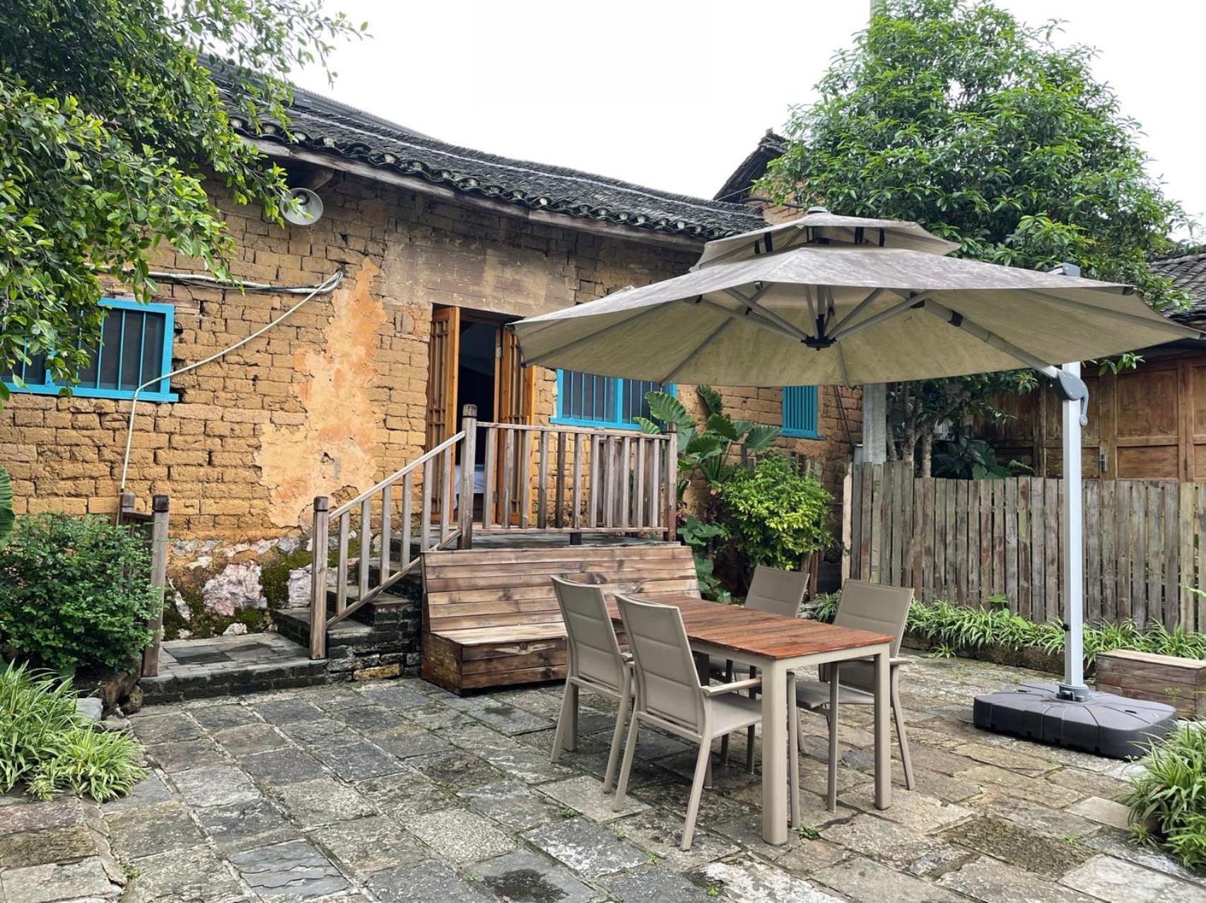 The Giggling Tree Hotel Yangshuo Bagian luar foto