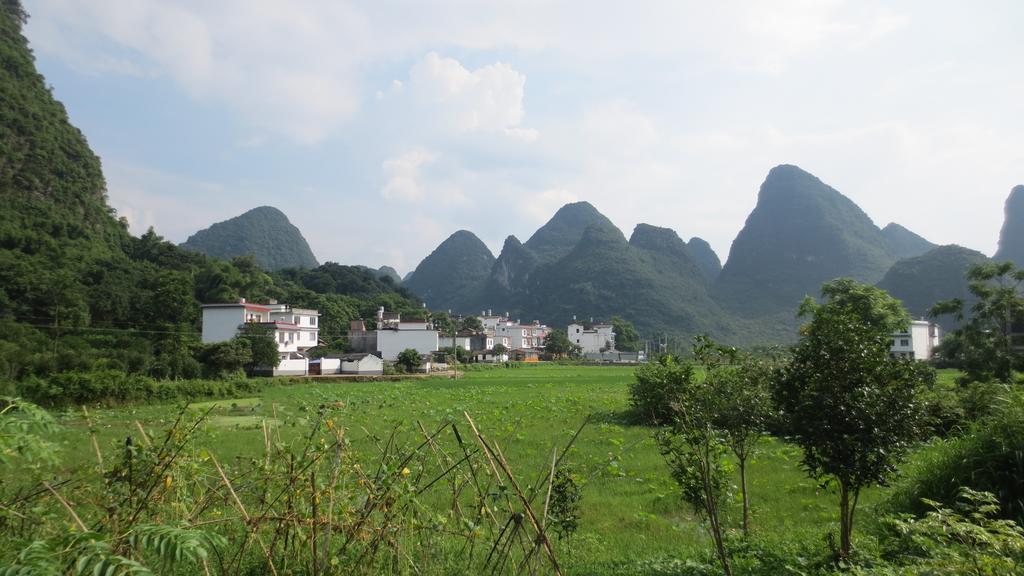 The Giggling Tree Hotel Yangshuo Bagian luar foto