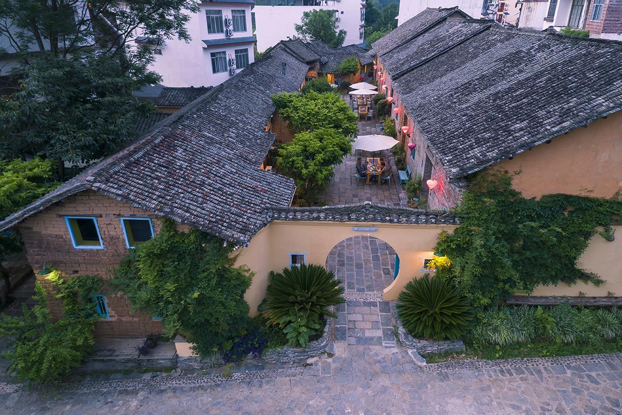 The Giggling Tree Hotel Yangshuo Bagian luar foto