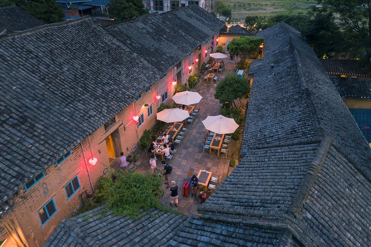 The Giggling Tree Hotel Yangshuo Bagian luar foto