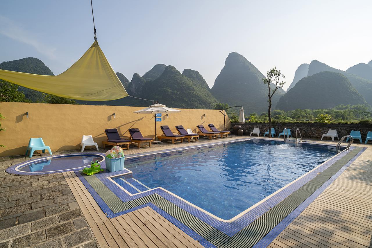 The Giggling Tree Hotel Yangshuo Bagian luar foto